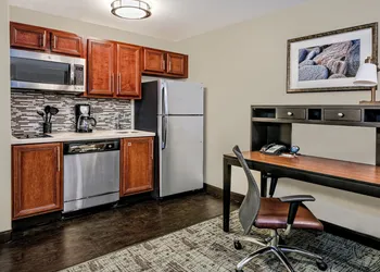Staybridge Suites Lubbock - University Area by IHG hotel thumbnail 5