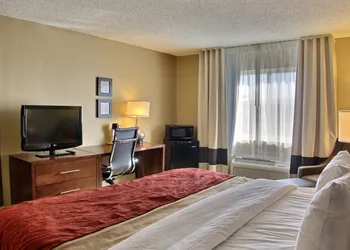 Comfort Inn Wichita East hotel thumbnail 6