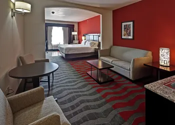 Holiday Inn Express & Suites Wichita Northwest by IHG hotel thumbnail 6