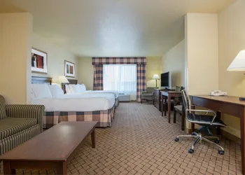 Holiday Inn Express Hotel & Suites El Dorado, Kansas by IHG hotel thumbnail 3