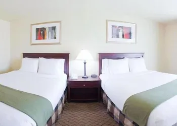 Holiday Inn Express Hotel & Suites El Dorado, Kansas by IHG hotel thumbnail 8