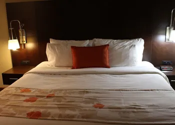 Hawthorn Extended Stay by Wyndham Wichita hotel thumbnail 7