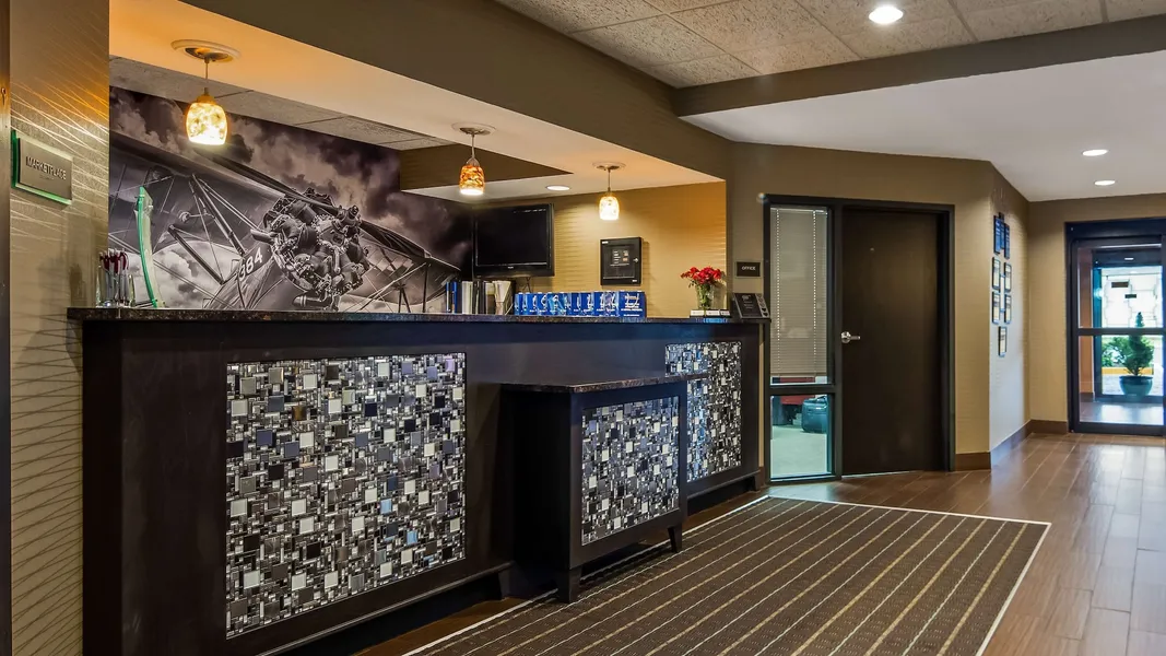 Best Western Plus Wichita West Airport Inn hotel detail image 2