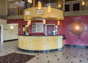 Comfort Suites Airport hotel thumbnail 3