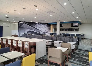 Wingate by Wyndham Wichita Airport hotel thumbnail 3