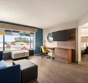 Holiday Inn Express McDonough by IHG hotel detail image 7