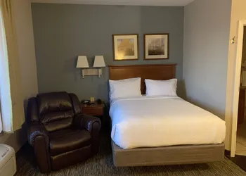 Candlewood Suites Augusta by IHG hotel thumbnail 6