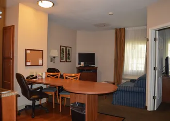 Candlewood Suites Augusta by IHG hotel thumbnail 8