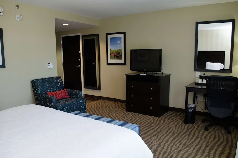 Hampton Inn Thomson hotel detail image 6