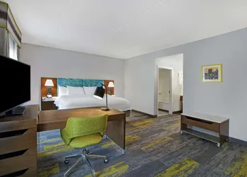 Hampton Inn & Suites Augusta West hotel thumbnail 5