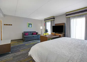 Hampton Inn & Suites Augusta West hotel thumbnail 8
