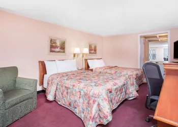 Knights Inn Augusta at Boy Scout Rd hotel thumbnail 5