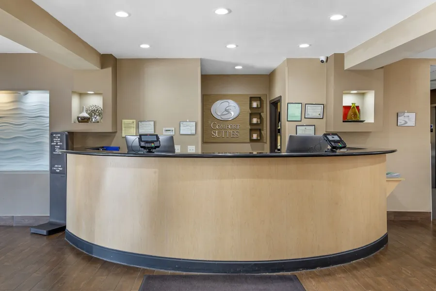 Comfort Suites Locust Grove Atlanta South hotel detail image 2