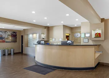 Comfort Suites Locust Grove Atlanta South hotel thumbnail 3