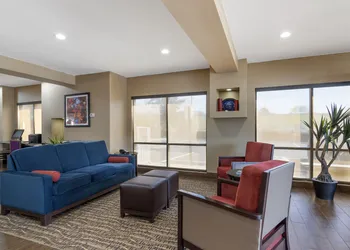 Comfort Suites Locust Grove Atlanta South hotel thumbnail 5