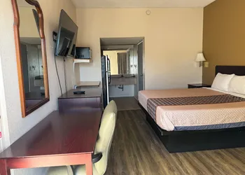 Budgetel Inn & Suites hotel thumbnail 7