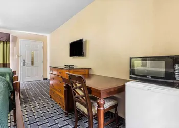 Rodeway Inn Augusta South hotel thumbnail 8