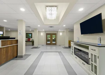 Baymont by Wyndham Grovetown Augusta hotel thumbnail 3