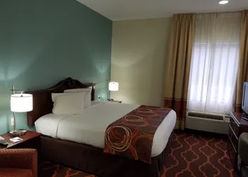 Baymont by Wyndham Grovetown Augusta hotel thumbnail 8