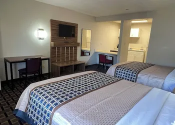 Country Hearth Inn & Suites Augusta hotel thumbnail 5