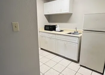 Country Hearth Inn & Suites Augusta hotel thumbnail 7