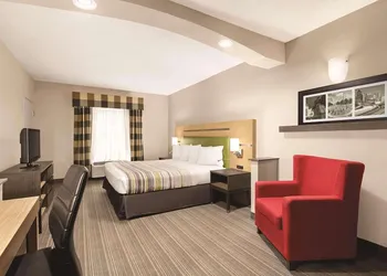Country Inn & Suites by Radisson, Griffin, GA hotel thumbnail 4