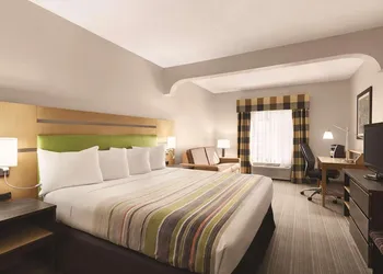 Country Inn & Suites by Radisson, Griffin, GA hotel thumbnail 5