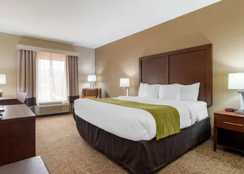 Comfort Inn & Suites Griffin North hotel thumbnail 6