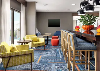 Hampton Inn Laredo hotel thumbnail 2