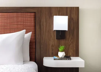 Hampton Inn Laredo hotel thumbnail 8