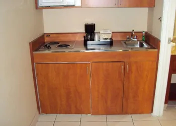 Starlight Inn & Suites Motel 29 Palms Joshua Tree National Park hotel thumbnail 5