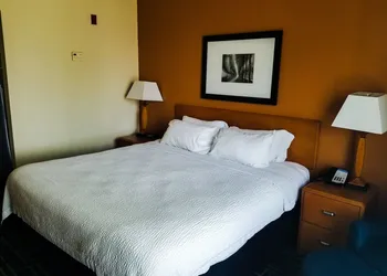 Fairfield Inn and Suites by Marriott Laredo hotel thumbnail 5