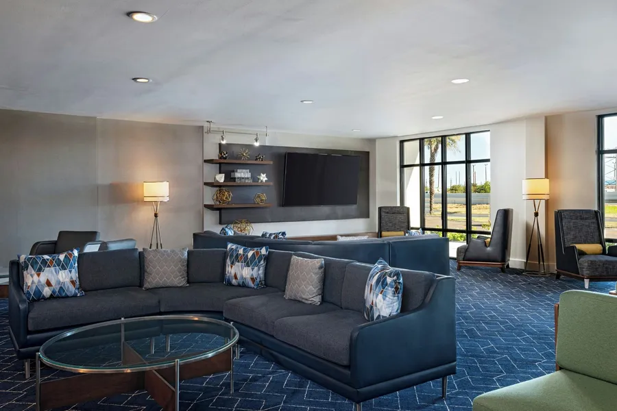 Courtyard Marriott Laredo hotel detail image 2