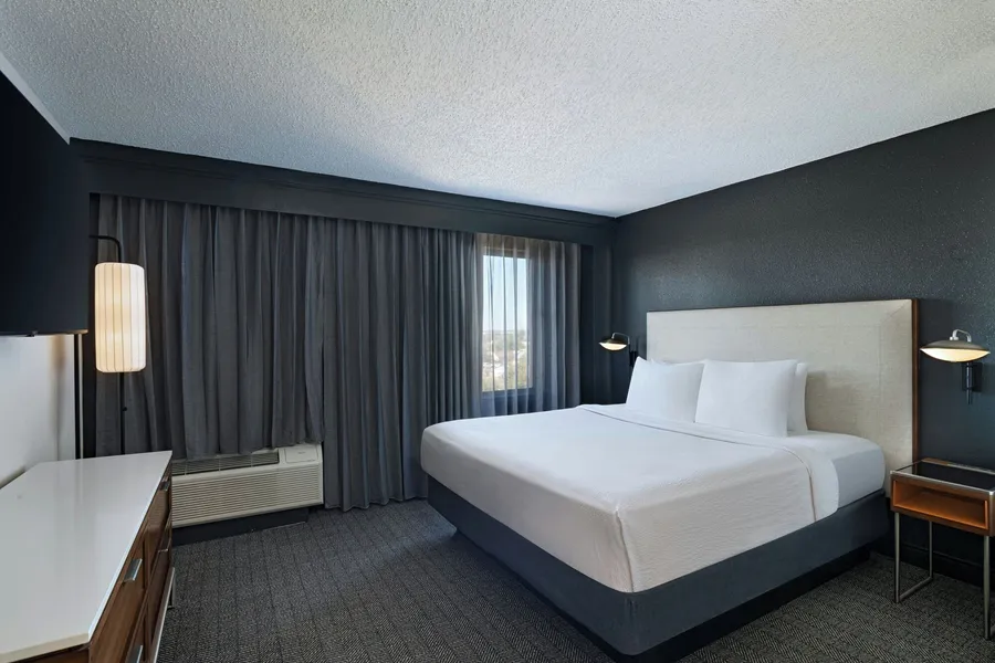 Courtyard Marriott Laredo hotel detail image 6