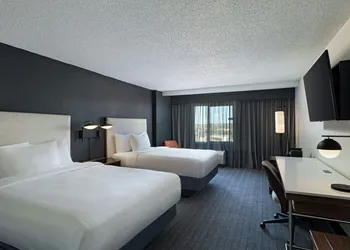 Courtyard Marriott Laredo hotel thumbnail 8