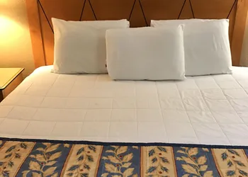 Americas Best Value Inn Laredo hotel thumbnail 4