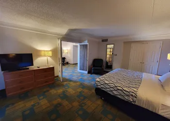 La Quinta Inn by Wyndham Amarillo West Medical Center hotel thumbnail 8