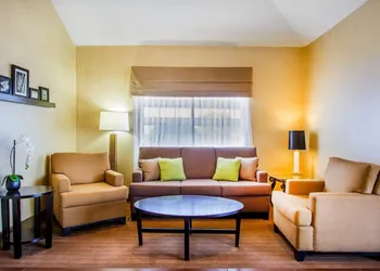 Econo Lodge Amarillo East hotel thumbnail 4