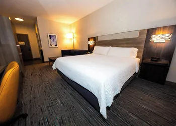 Holiday Inn Express Hotel & Suites Canyon by IHG hotel thumbnail 4