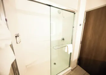 Holiday Inn Express Hotel & Suites Canyon by IHG hotel thumbnail 7
