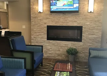 Comfort Inn Ellsworth - Bar Harbor hotel thumbnail 6