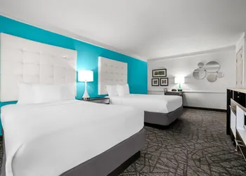 Howard Johnson by Wyndham Columbus Fort Moore hotel thumbnail 7