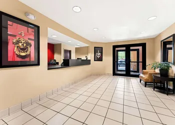 Suburban Studios Columbus Fort Benning Area hotel thumbnail 4
