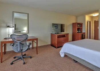 Hilton Garden Inn Las Cruces hotel thumbnail 8
