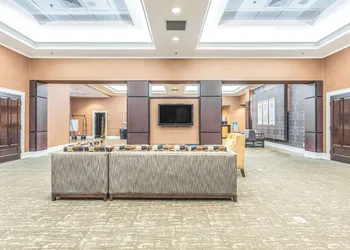 DoubleTree by Hilton Columbus hotel thumbnail 3