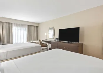 DoubleTree by Hilton Columbus hotel thumbnail 8