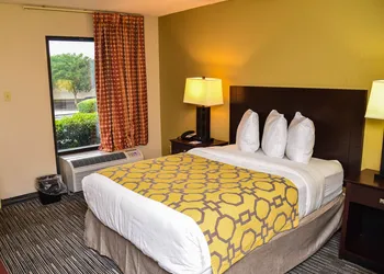 Baymont By Wyndham Columbus Ga hotel thumbnail 6