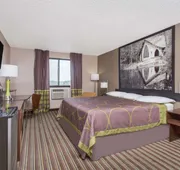 Super 8 by Wyndham Columbus Airport hotel detail image 4