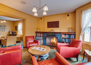 The Porches Inn at Mass MoCA hotel thumbnail 4