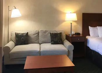 Clarion Hotel & Conference Center Toms River hotel thumbnail 8